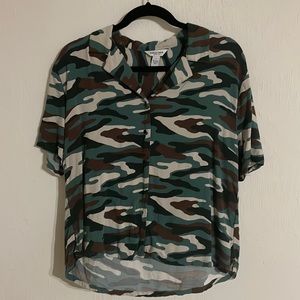 Slouchy camo print short sleeve button down